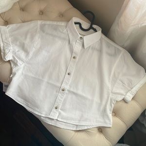 NWT Aritzia (Denim Forum) Jane Cropped Short Sleeve Dress Shirt XS